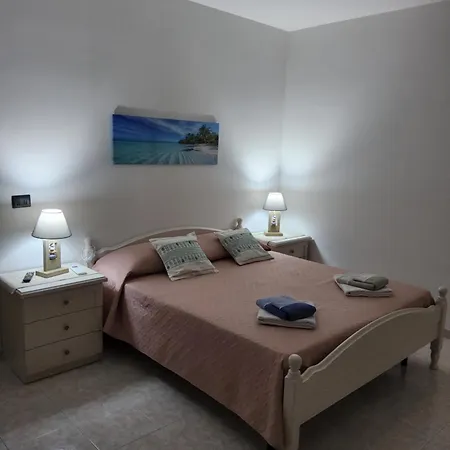 فندق مبيت وإفطار Stella Di Mare 3*